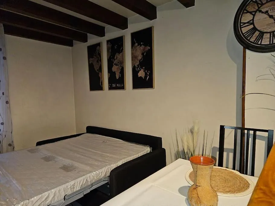 Appartement Proche Aeroport Charles De Gaulle Vaujours 0*,